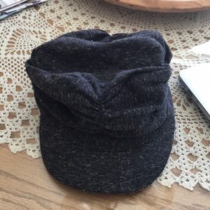 Hat-cotton with elastic-not worn